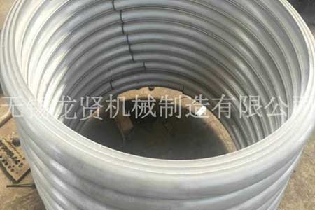 相比圓管，半管的優(yōu)勢