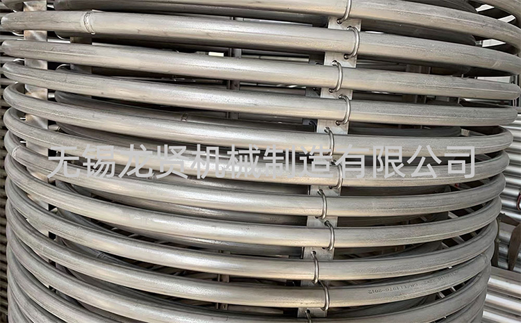 焊接不銹鋼盤管時，如何避免出現(xiàn)氣孔和裂紋？
